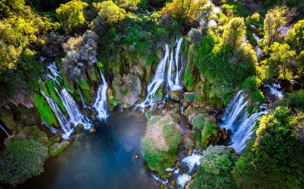 Journey to the Heart of the Balkans: From Zagreb to Dubrovnik through Bosnia and Herzegovina
